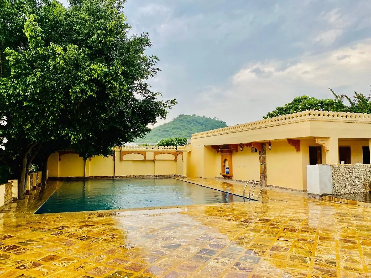 Aravali Valley Resort Udaipur Hotel