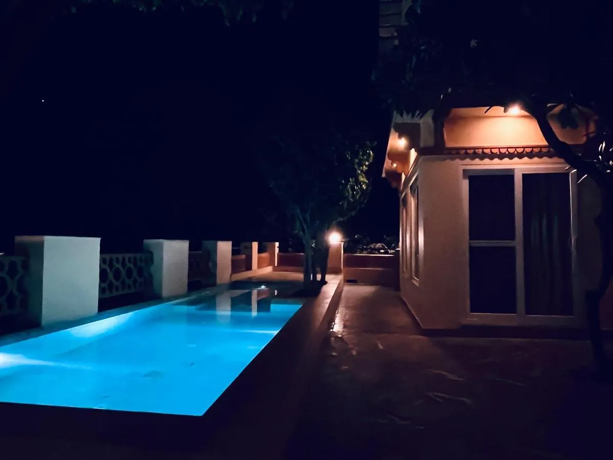 Aravali Valley Resort Udaipur 4*,