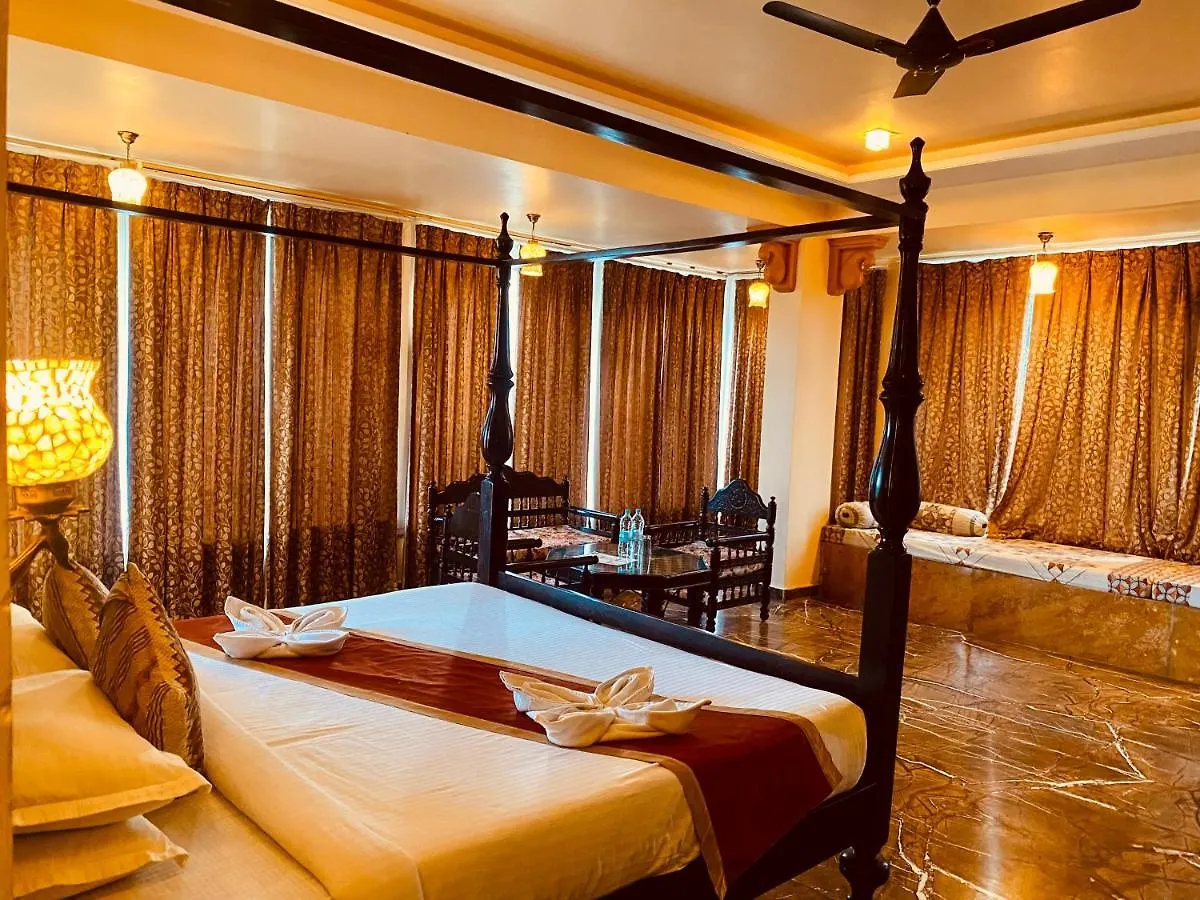 Aravali Valley Resort Udaipur 4*,